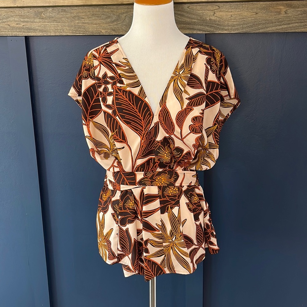DKNY XL leaf blouse